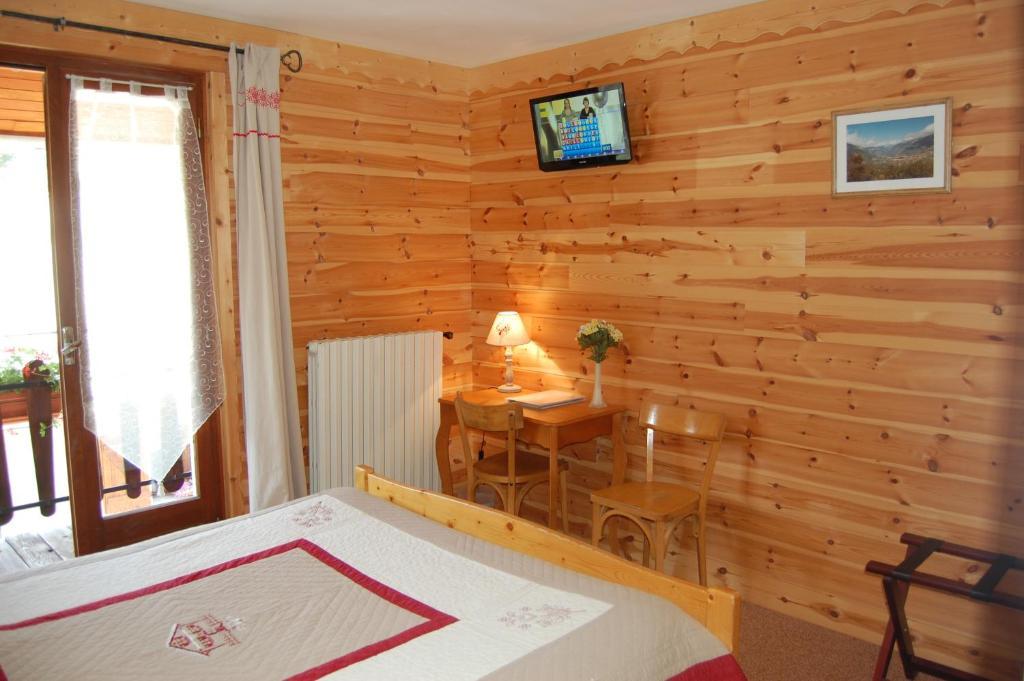 Отель Au Bon Logis Ризуль Номер фото