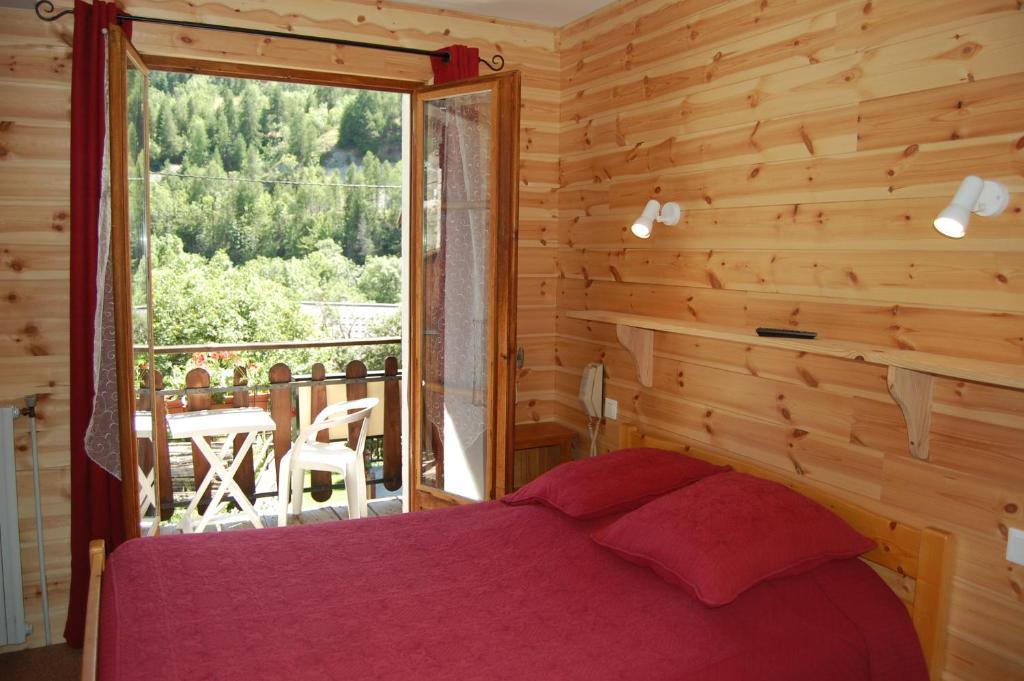 Отель Au Bon Logis Ризуль Номер фото